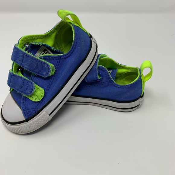 blue velcro converse